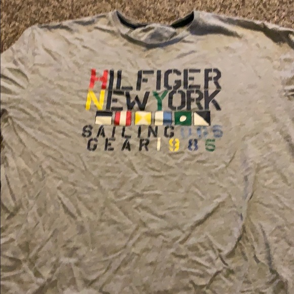 3x tommy hilfiger shirt